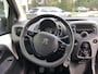 Peugeot 108 1.0 e-VTi 72pk 5D Active AIRCO | Bluetooth bellen & muziekstreaming | ZWARTE LMV15inch | ALLSEASONBANDEN | Radio met USB-poort