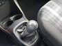 Peugeot 108 1.0 e-VTi 72pk 5D Active AIRCO | Bluetooth bellen & muziekstreaming | ZWARTE LMV15inch | ALLSEASONBANDEN | Radio met USB-poort