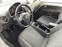 Volkswagen Up! 1.0 R-Line | AIRCO | PDC+CAMERA | 17" INCH | BLUETOOTH |