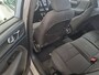 Volvo XC40 Recharge Core 70 kWh | 19" | Trekhaak | Warmtepomp | Stoel Verwarming |