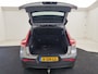 Volvo XC40 Recharge Core 70 kWh | 19" | Trekhaak | Warmtepomp | Stoel Verwarming |