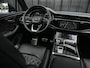 Audi Q7 4.0 TFSI SQ7 quattro Panoramadak | Keramische Remmen | Alcantara Hemel | Carbon Interieur | B&O | HUD | Luchtvering | Stoelverwarming V+A | Camera | Ambiance Interieur | Stuurverwarming | Achterasbesturing |