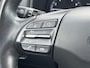 Hyundai Kona 1.0T Comfort / Afneembare Trekhaak (1.200KG) / 100% Dealeronderhouden / 1e Eigenaar / Navigatie DMV Apple Carplay&Android Auto / Dab / Achteruitrij Camera / Lichtmetalen Velgen 16" /