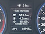 Hyundai Kona 1.0T Comfort / Afneembare Trekhaak (1.200KG) / 100% Dealeronderhouden / 1e Eigenaar / Navigatie DMV Apple Carplay&Android Auto / Dab / Achteruitrij Camera / Lichtmetalen Velgen 16" /