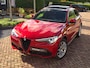 Alfa Romeo Stelvio 2.0 T AWD !Veloce stoelen! 8C Rosso | Pano | Carplay | H+K | Diff.TI | Black Edition | FULL OPT.