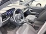 Audi A3 Sportback 35 TFSI Pro Line Apple Carplay/Android Auto | Autonomous Emergency Braking | Draadloze Telefoonlader | Electronic Climate Controle | LED Koplampen | Lichtmetalen Velgen 16'' | Multimedia-Voorbereiding | Parkeer Assistent | Parkeersensor Voor en Achter | Regensensor | Rijstrooksensor | Sportstuur | Start/Stop Systeem | Uitwijk Assistent | Warmte werend Glas | Achteruitrijcamera | Cruise Control Adaptief met Stop en Go | Elektrisch Verstelbare Bestuurdersstoelen | Navigatiesysteem Full Map