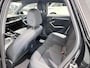 Audi A3 Sportback 35 TFSI Pro Line Apple Carplay/Android Auto | Autonomous Emergency Braking | Draadloze Telefoonlader | Electronic Climate Controle | LED Koplampen | Lichtmetalen Velgen 16'' | Multimedia-Voorbereiding | Parkeer Assistent | Parkeersensor Voor en Achter | Regensensor | Rijstrooksensor | Sportstuur | Start/Stop Systeem | Uitwijk Assistent | Warmte werend Glas | Achteruitrijcamera | Cruise Control Adaptief met Stop en Go | Elektrisch Verstelbare Bestuurdersstoelen | Navigatiesysteem Full Map