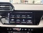 Audi A3 Sportback 35 TFSI Pro Line Apple Carplay/Android Auto | Autonomous Emergency Braking | Draadloze Telefoonlader | Electronic Climate Controle | LED Koplampen | Lichtmetalen Velgen 16'' | Multimedia-Voorbereiding | Parkeer Assistent | Parkeersensor Voor en Achter | Regensensor | Rijstrooksensor | Sportstuur | Start/Stop Systeem | Uitwijk Assistent | Warmte werend Glas | Achteruitrijcamera | Cruise Control Adaptief met Stop en Go | Elektrisch Verstelbare Bestuurdersstoelen | Navigatiesysteem Full Map