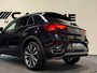 Volkswagen T-Roc 1.5 TSI Sport 2X R-LINE AUT. SFEERVERL. VIRTUAL CAMERA CARPLAY KEYLESS ACC NAVI NAP GARANTIE APK