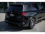 BMW X5 xDrive50e | M Sport Pro | Panoramadak | Driving Assistant Professional | Sofft Close | Trekhaak | Integrale actieve besturing | M SPORTREM, ROOD HOOGGLANS | Parking Assistant professional | Harman/Kardon Surround Sound systeem |