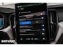 Volvo XC60 T8 AWD Black Edition|B&W|Pano|Massage|Luchtv|HUD