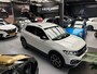 Volkswagen T-Cross 1.0 TSI Style / Navigatie / Stoelverwarming