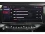 Alfa Romeo Junior ELETTRICA SPECIALE 156PK 54 kWh | TECHNOLOGIE PAKKET (O.A. FULL LED ADAPTIVE MATRIX KOPLAMPEN/DODEHOEK DETECTIE/DRAADLOZE TELEFOONLADER/ACHTERUITRIJ CAMERA/PARKEERSENSOREN VOOR, ACHTER,ZIJKANT) | DRAADLOZE APPLE CARPLAY/ANDROID AUTO | CLIMATE CONTROL | ELEKTRISCH BEDIENBARE ACHTERKLEP | STOEL VERWARMING | ELEKTRISCH BEDIENBARE VOORSTOEL MET MASAGEFUNCTIE | VERKEERSBORDEN HERKENNING | ADAPTIVE CRUISE CONTROL | KEYLESS ENTRY/START |
