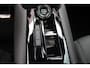Alfa Romeo Junior ELETTRICA SPECIALE 156PK 54 kWh | TECHNOLOGIE PAKKET (O.A. FULL LED ADAPTIVE MATRIX KOPLAMPEN/DODEHOEK DETECTIE/DRAADLOZE TELEFOONLADER/ACHTERUITRIJ CAMERA/PARKEERSENSOREN VOOR, ACHTER,ZIJKANT) | DRAADLOZE APPLE CARPLAY/ANDROID AUTO | CLIMATE CONTROL | ELEKTRISCH BEDIENBARE ACHTERKLEP | STOEL VERWARMING | ELEKTRISCH BEDIENBARE VOORSTOEL MET MASAGEFUNCTIE | VERKEERSBORDEN HERKENNING | ADAPTIVE CRUISE CONTROL | KEYLESS ENTRY/START |