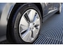 Hyundai Kona Electric EV Premium 64 kWh|Leder|3-Fase|SOH100%|Navi|PDC|Winter|Rijklaar|