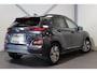 Hyundai Kona Electric EV Premium 64 kWh|Leder|3-Fase|SOH100%|Navi|PDC|Winter|Rijklaar|