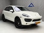Porsche Cayenne 4.8 S 400 PK / Onderhouden / Full Option
