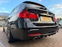 BMW 3-Serie Touring 320i High Executive M-Sport / Pano / Carplay / Leder / Trekhaak .