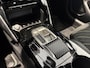 Peugeot 208 1.2 Hybrid 145 e-DCS6 GT | APPLE CARPLAY & ANDROID AUTO | CAMERA VOOR EN ACHTER | MASSAGE STOEL | STOELVERWARMING | DEMO AUTO |