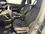 Peugeot 208 1.2 Hybrid 145 e-DCS6 GT | APPLE CARPLAY & ANDROID AUTO | CAMERA VOOR EN ACHTER | MASSAGE STOEL | STOELVERWARMING | DEMO AUTO |