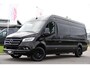 Mercedes-Benz Sprinter 319 V6 3.0 CDI L3H2 Black Edition Adaptieve Cruise, 360 Camera, Carplay, LED, Voorruit verwarming, Automaat, 10,5'' Mbux, NAVI, 2 x Geveerde stoel, Uniek!