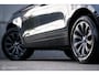 Land Rover Range Rover Velar 2.0 D200 R-Dynamic HSE | Grijskenteken | Bedrijfswagen | Cold Climate pack | 2022 | BTW auto | Zeer mooi | Camera | Leder Alcantara |