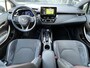 Toyota Corolla 1.8 Hybrid Executive | Parelmoer wit, 18 inch, Leer/Alcantara, Stoelverwarming, Parkeersensoren, Keyless, Apple CarPlay/Android auto