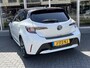 Toyota Corolla 1.8 Hybrid Executive | Parelmoer wit, 18 inch, Leer/Alcantara, Stoelverwarming, Parkeersensoren, Keyless, Apple CarPlay/Android auto