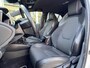 Toyota Corolla 1.8 Hybrid Executive | Parelmoer wit, 18 inch, Leer/Alcantara, Stoelverwarming, Parkeersensoren, Keyless, Apple CarPlay/Android auto