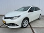 Toyota Auris 1.8 Hybrid Black Edition Clima - trekhaak - full map navi - Lm velgen - bluetooth - NAP - LED