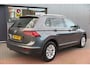 Volkswagen Tiguan 1.4 TSI 125pk Comfortline Business ACC, PDC, LMV, Mistlampen, Carplay, Navigatie, DAB+ etc .
