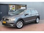 Volkswagen Tiguan 1.4 TSI 125pk Comfortline Business ACC, PDC, LMV, Mistlampen, Carplay, Navigatie, DAB+ etc .