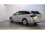 Skoda Octavia Combi 1.0 TSI 110pk Business Edition Navigatie Sfeerverlichting Parkeersensoren DAB+