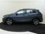 Volkswagen Tiguan 1.4 TSI eHybrid R-Line Business | SoH 88% | Trekhaak | Achteruitrijcamera | Matrix LED verlichting | Adaptieve cruise control | Dodehoekdetectie | Stoel- en stuurwielverwarming | Navigatie | Carplay |