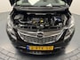 Opel Zafira Tourer 1.4i Cosmo Automaat-Trekhaak-Navigatie-Cr.contr-Clima-Camera-Parkeersensoren-Lm16''velgen