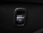 Mercedes-Benz C-klasse 180 AMG Line | Achteruitrijcamera | Panorama-schuifdak | Sfeerverlichting | Nightpakket | Stoelverwarming