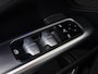 Mercedes-Benz C-klasse 180 AMG Line | Achteruitrijcamera | Panorama-schuifdak | Sfeerverlichting | Nightpakket | Stoelverwarming