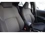 Toyota Corolla 2.0 Hybrid BI-TONE STOEL/WISSER&STUURVERW HEAD UP DISPLAY KEYLESS DAB+ CAMERA LM-VELGEN APPLE/ANDROID
