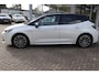 Toyota Corolla 2.0 Hybrid BI-TONE STOEL/WISSER&STUURVERW HEAD UP DISPLAY KEYLESS DAB+ CAMERA LM-VELGEN APPLE/ANDROID