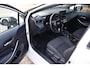 Toyota Corolla 2.0 Hybrid BI-TONE STOEL/WISSER&STUURVERW HEAD UP DISPLAY KEYLESS DAB+ CAMERA LM-VELGEN APPLE/ANDROID