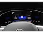Volkswagen Polo 1.0 TSI DSG Style Navigatie Climate Control Adaptieve Cruise Control Camera Lane Assist LED Matrix DAB Parkeer sensoren Apple Carplay/ Android Auto