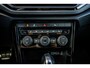 Volkswagen T-Roc 2.0 TSI 4Motion R|Pano|Akrapovic|Carplay|Camera|Acc|Dode Hoek|Navi