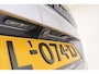 Peugeot 3008 1.6 HYbrid 225 GT | Voorstoel met massagefunctie | Elektrisch bedienbare achterklep met sensorsturing | Alcantara interieurdelen | Apple Carplay/Android Auto | Electronic climate controle | Cruise control adaptief met Stop&Go | Navigatiesysteem full map