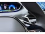 Peugeot 3008 1.6 HYbrid 225 GT | Voorstoel met massagefunctie | Elektrisch bedienbare achterklep met sensorsturing | Alcantara interieurdelen | Apple Carplay/Android Auto | Electronic climate controle | Cruise control adaptief met Stop&Go | Navigatiesysteem full map