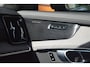 Volvo XC90 T8 Hybride AWD Ultra Dark | Luchtvering | Massage | Head-Up | Ventilatie stoelen | 360° Camera | Panoramadak |