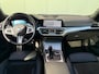 BMW 3-Serie Touring 330e xDrive High Executive | Panoramadak | M-Pakket | Elektrische voorstoelen | Head-up Display | BOMVOL!