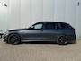 BMW 3-Serie Touring 330e xDrive High Executive | Panoramadak | M-Pakket | Elektrische voorstoelen | Head-up Display | BOMVOL!