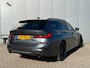 BMW 3-Serie Touring 330e xDrive High Executive | Panoramadak | M-Pakket | Elektrische voorstoelen | Head-up Display | BOMVOL!