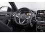Volkswagen T-Roc 1.5 TSI 150pk 7-DSG R-Line | Trekhaak | Achteruitrijcamera | Carplay | Climate Control | Adaptive Cruise | 17"