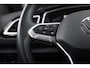 Volkswagen T-Roc 1.5 TSI 150pk 7-DSG R-Line | Trekhaak | Achteruitrijcamera | Carplay | Climate Control | Adaptive Cruise | 17"